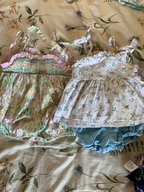 Lot of stitchy fish girls outfits